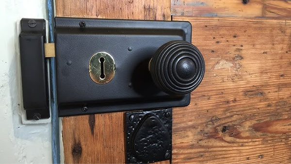Unlock the Charm: A Step-by-Step Guide to Installing a Rim Lock ...